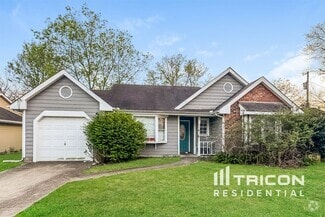 Building Photo - 106 Agee Cir E