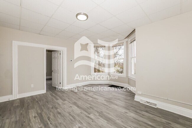 Foto del edificio - 4027 Vinceton St