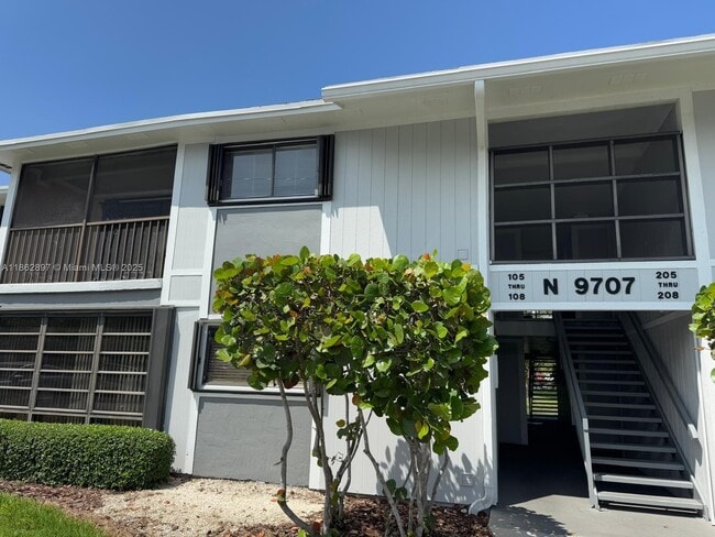 Building Photo - 9707 Hammocks Blvd
