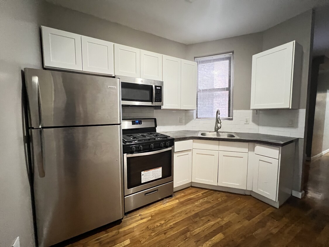 5110 Palisade Ave 10 - 5105 Palisade Ave