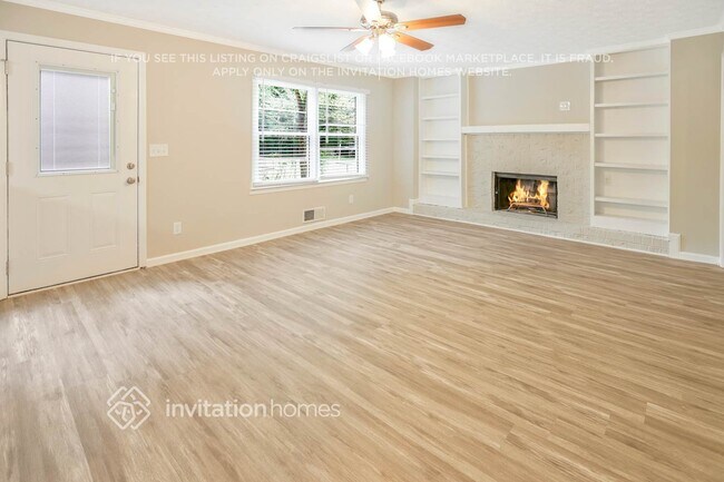 Foto del edificio - 440 Arbor Ridge Dr