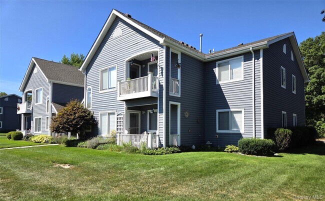 Foto del edificio - 868 Birchwood Park Dr