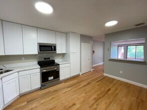 Building Photo - 1850 Beacon St