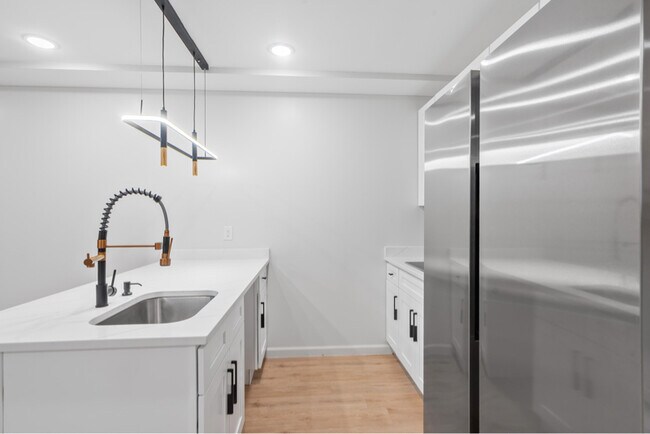 Foto del edificio - 86 N 7th St