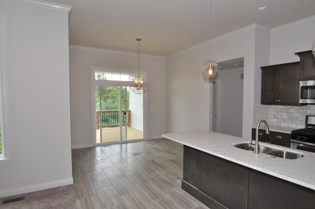 Building Photo - 1806 Mills Dr