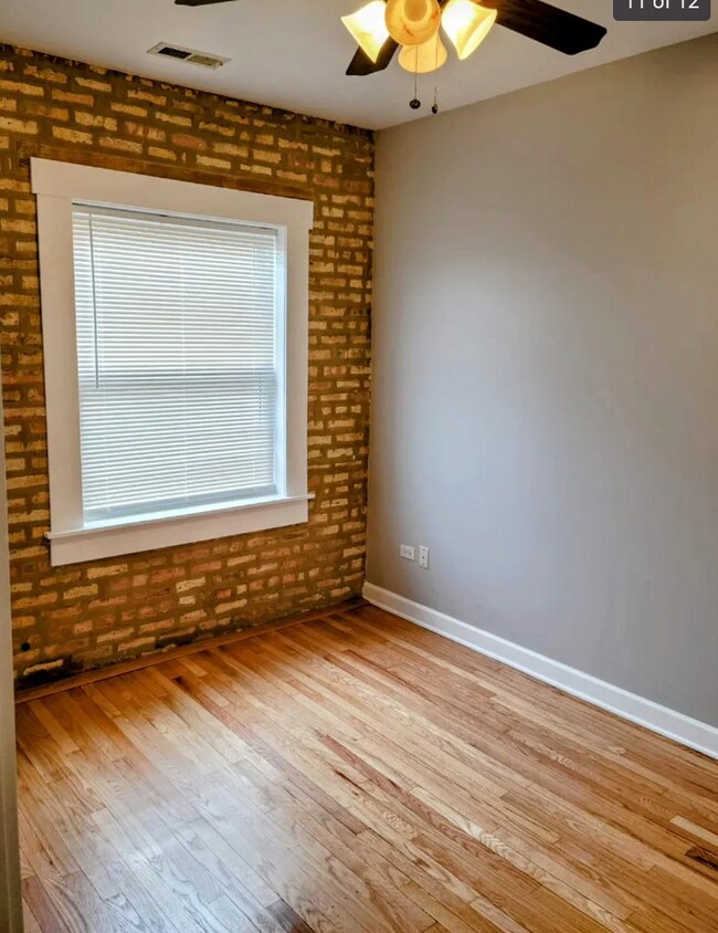 Building Photo - 2537 Prairie Ave