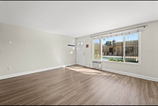 Foto del edificio - 1321 Greenfield Dr
