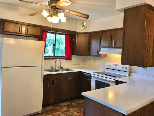 Building Photo - 1399 Sleepy Hollow Rd