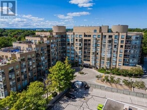 Building Photo - 2511-2511 Lakeshore Rd W