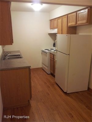Foto del edificio - 6338 N 100th St