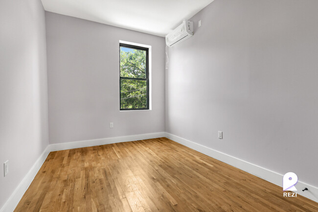 Building Photo - 1428 Franklin Ave