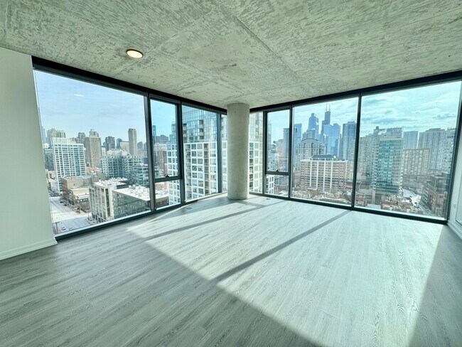 Building Photo - 461 W Chicago Ave