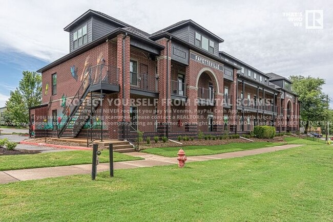 Photo - 1115 N Leverett Ave Apartment