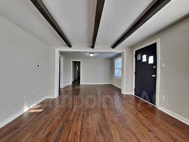 Building Photo - 5128 Rinker Rd