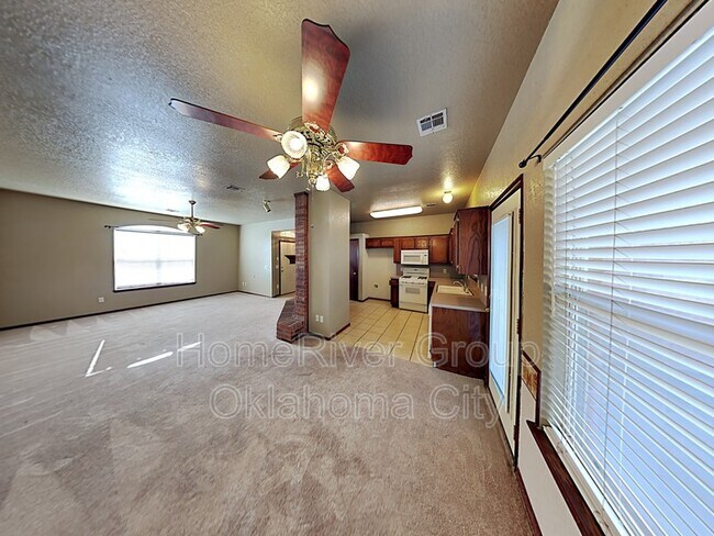Foto del edificio - 12317 SW 13th St
