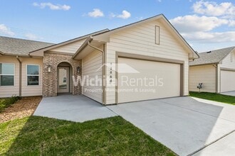 Building Photo - 12868-12868 W Wheatland Ct