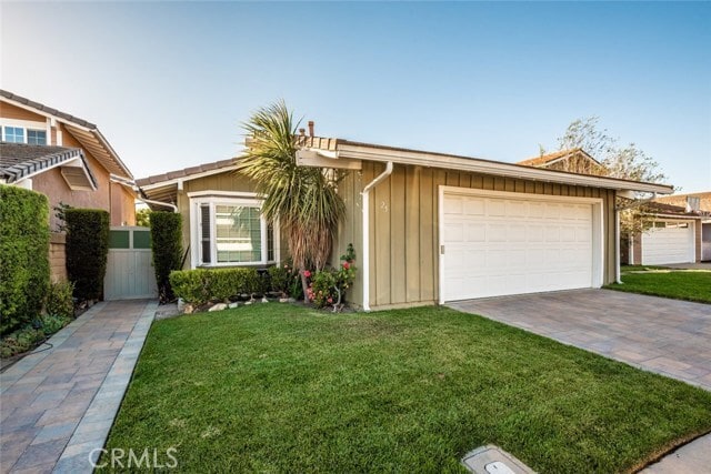 Building Photo - 25 Birdsong