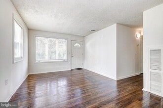 Building Photo - 103 Wilgate Rd
