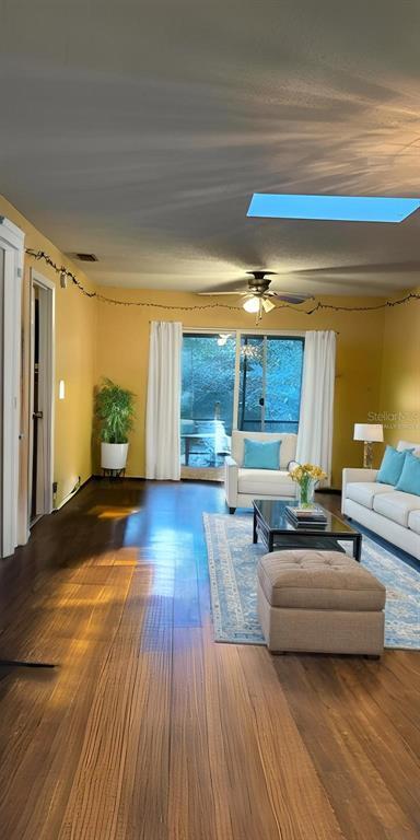 Building Photo - 630 Newburyport Ave