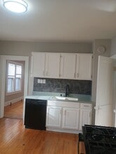 Building Photo - 1650 N Arlington Pl