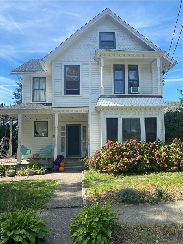 Primary Photo - 11 High St