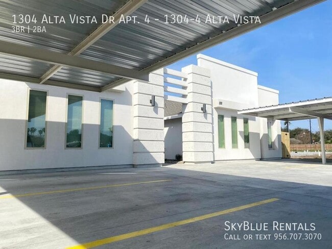 Building Photo - 1304 Alta Vista Dr