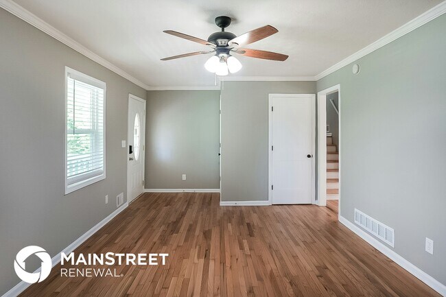 Foto del edificio - 36 Aurora Dr