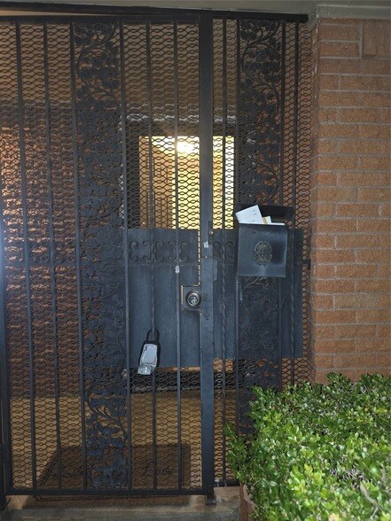 Foto del edificio - 648 Penguin Dr