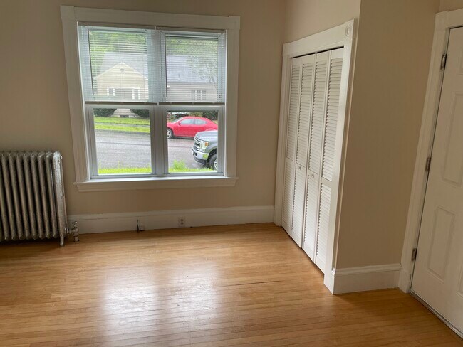 Bedroom 1 - 28 Davis ave