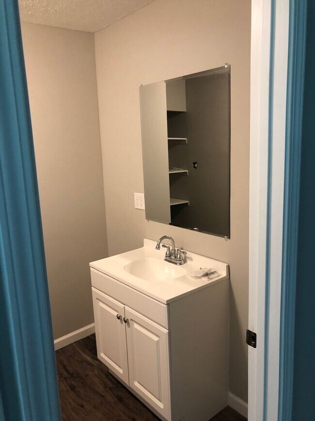 Foto del edificio - 5 BD/2.5 BA home, NEW RENOVATION!
