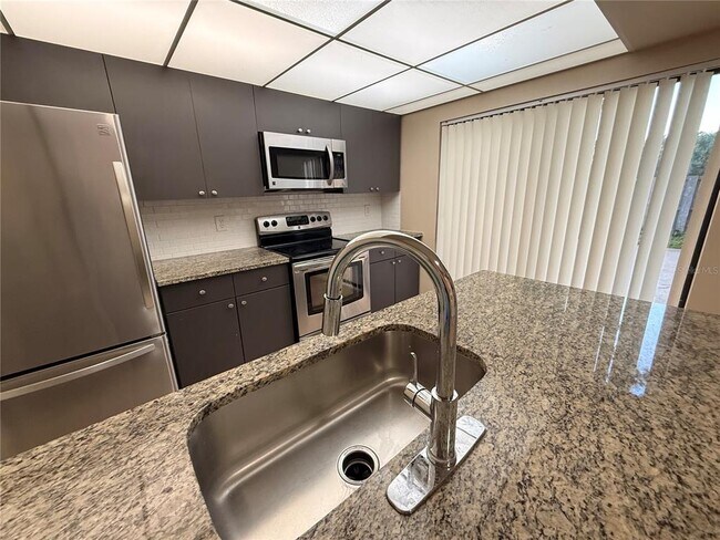 Foto del edificio - 5279 Coral Ct