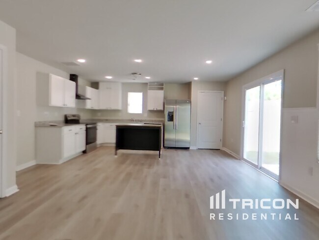 Foto del edificio - 340 Indian Lake Trail