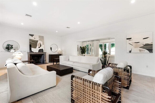 Foto del edificio - 4344 N Bay Rd