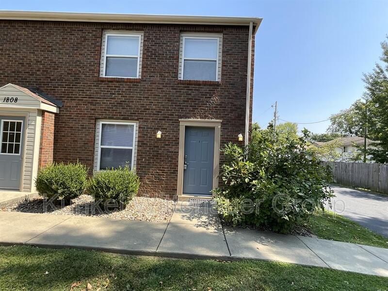 Primary Photo - 1808 Jamestown Rd