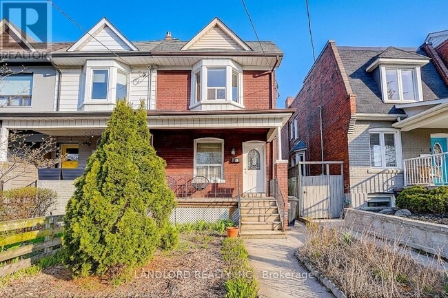 Building Photo - 96 Wiltshire Ave