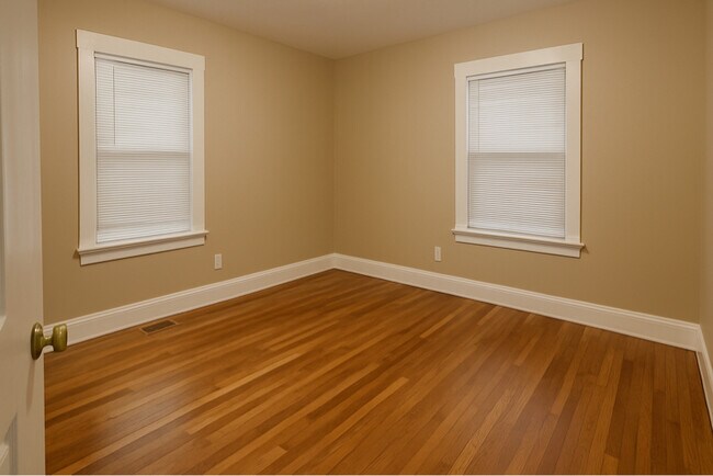 Building Photo - 801 Western Ave