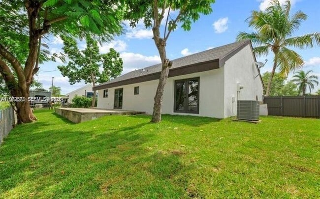 Photo - 20620 SW 120th Pl House