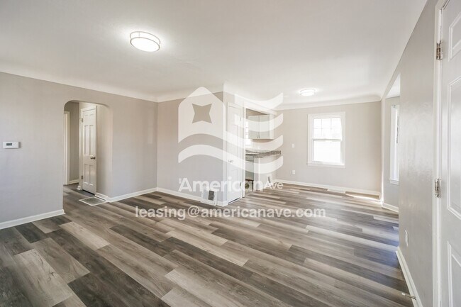 Building Photo - 4402 Asbury Dr