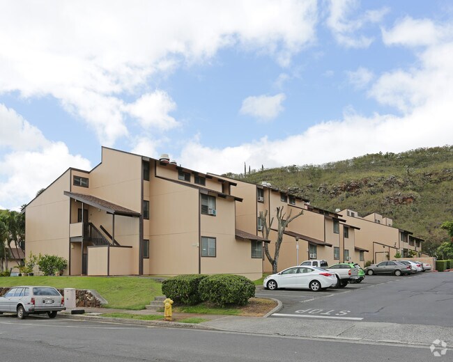 Chateau Newtown Apartments Aiea, HI