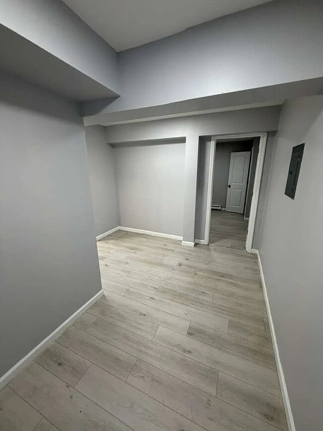 Foto del edificio - 32 Dayton St