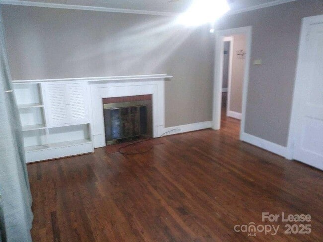 Building Photo - 256 N Patterson St