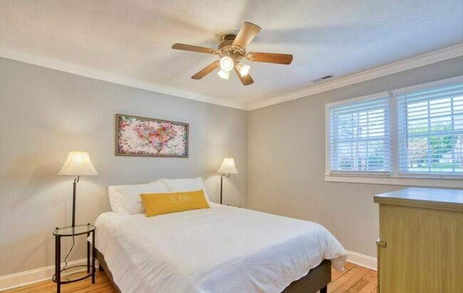 Foto del edificio - 1321 7th Ave