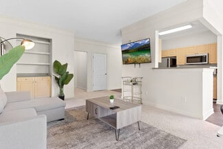 Building Photo - 7038 Almaden Way