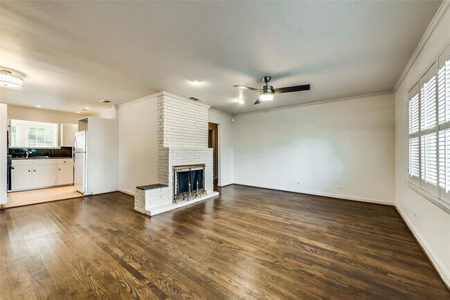 Building Photo - 6540 Del Norte Ln