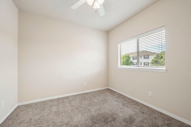 Foto del edificio - 1198 Jones-Butler Rd