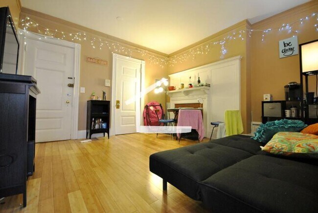 Foto del edificio - 20 Bay State Rd