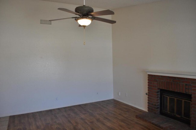 Building Photo - 37517 17th Street E