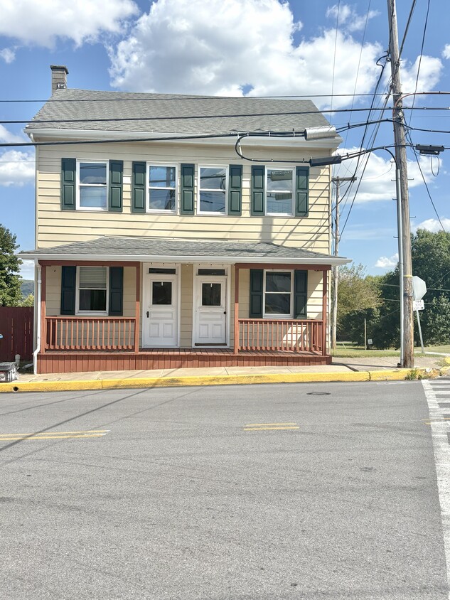 Primary Photo - 102 N Baltimore St