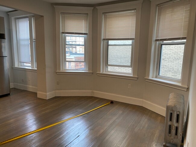 Building Photo - 129 Jersey St