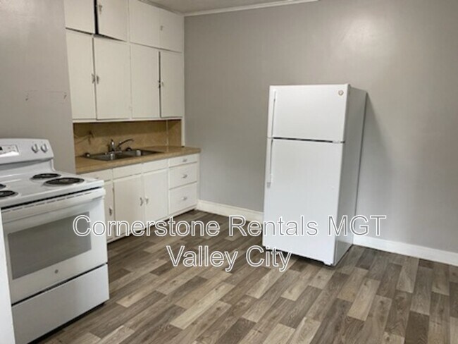 Foto del edificio - 208 5th Ave SW